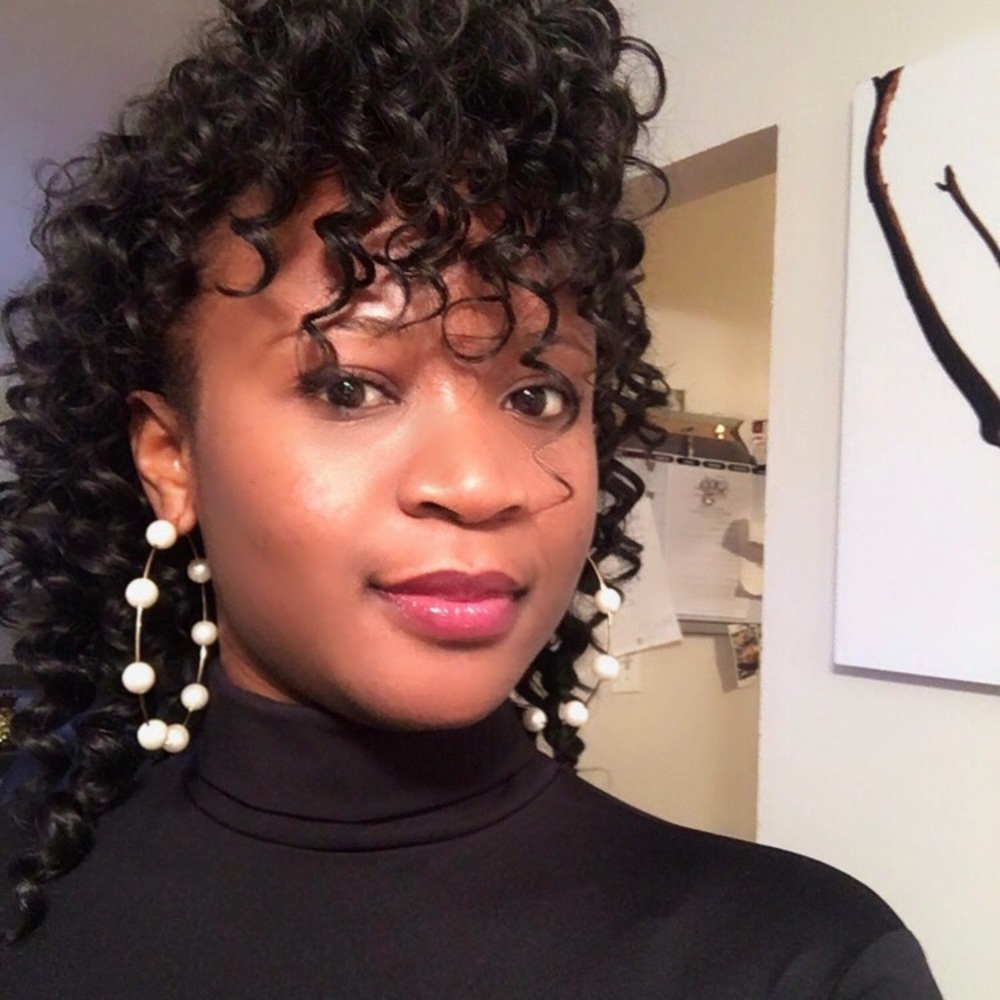 Meet your Posher, Sia